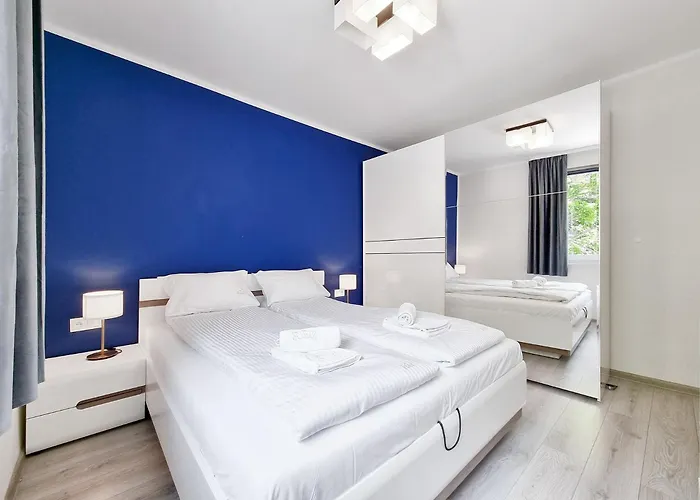 Classy - - Park Reagana