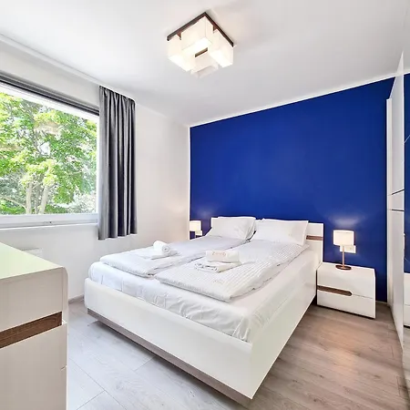 Classy - - Park Reagana *